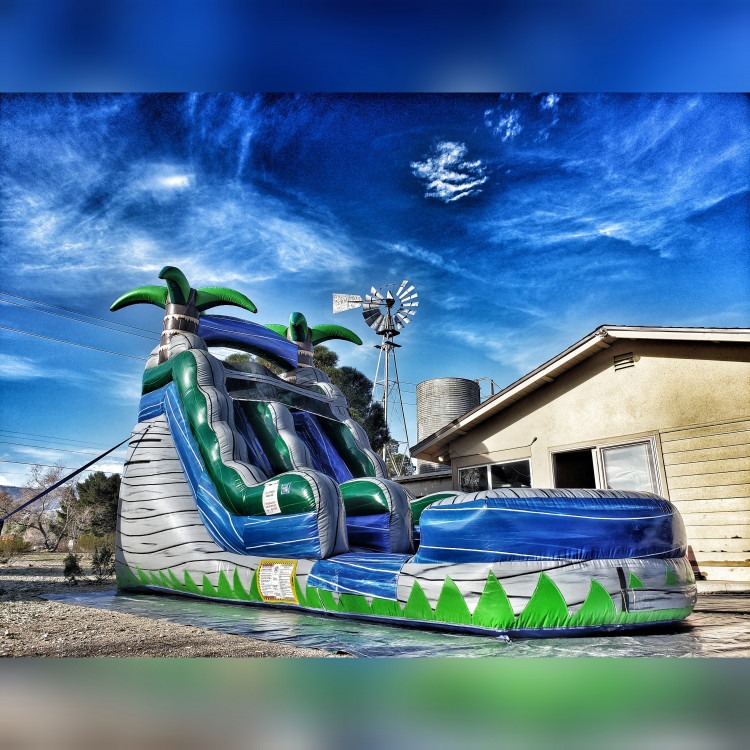 15' Cascade Crush Water Slide 25L  9W  15H
