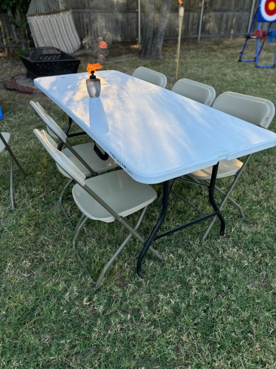 1 Table 6 chairs