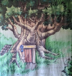 Honey Bear Wooded Treehouse Backdrop