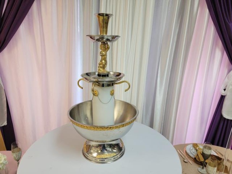 Champagne Fountain - Lg